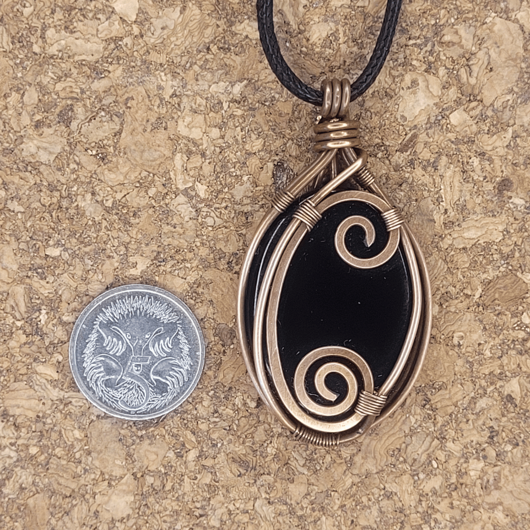 CRYSTAL PENDANT BLACK ONYX